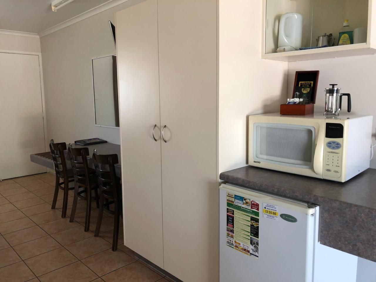 True Blue Motor Inn Rockhampton Eksteriør billede