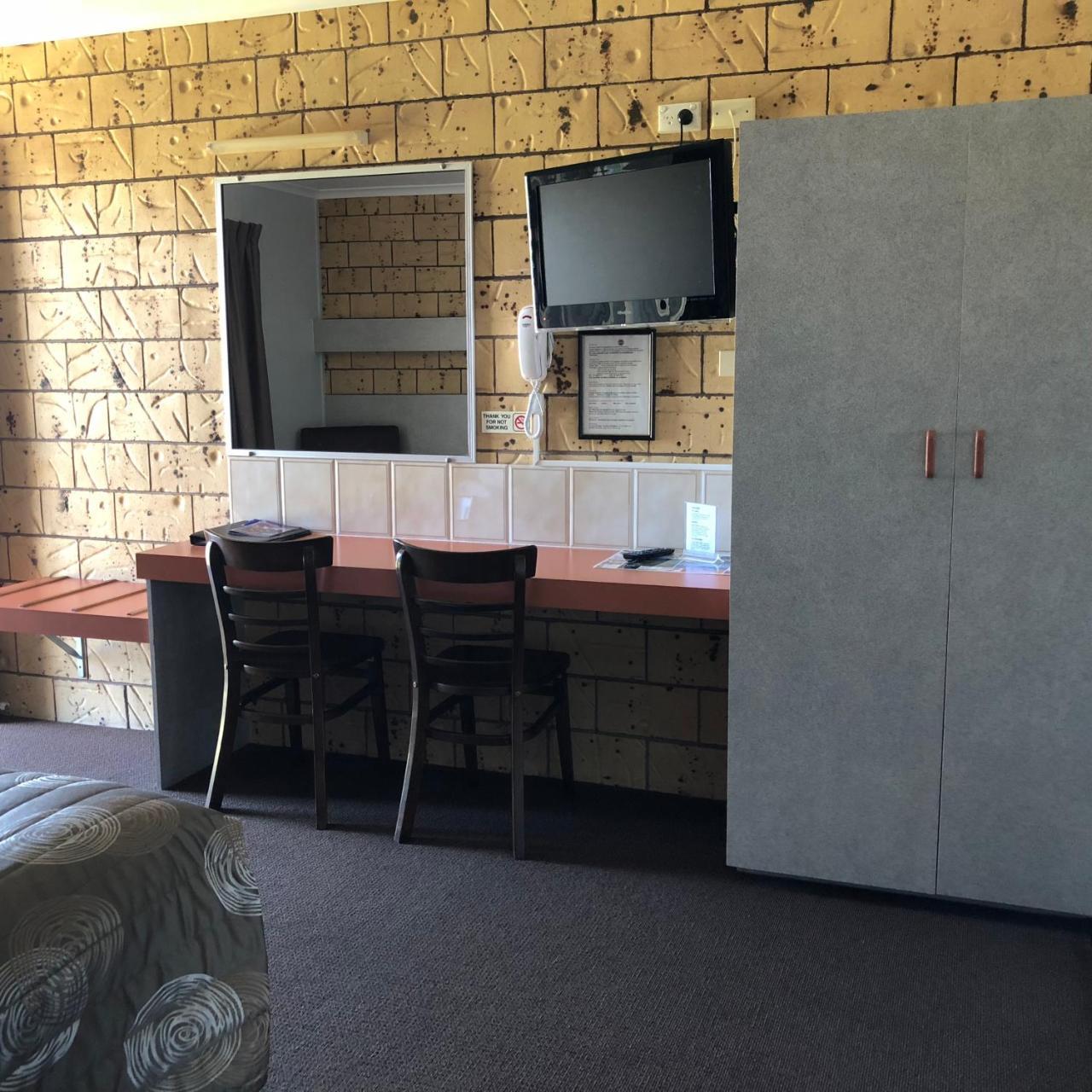 True Blue Motor Inn Rockhampton Eksteriør billede
