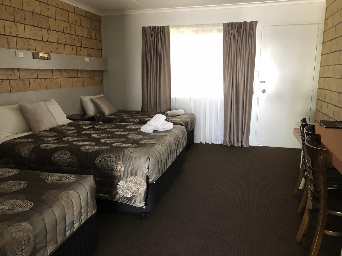 True Blue Motor Inn Rockhampton Eksteriør billede