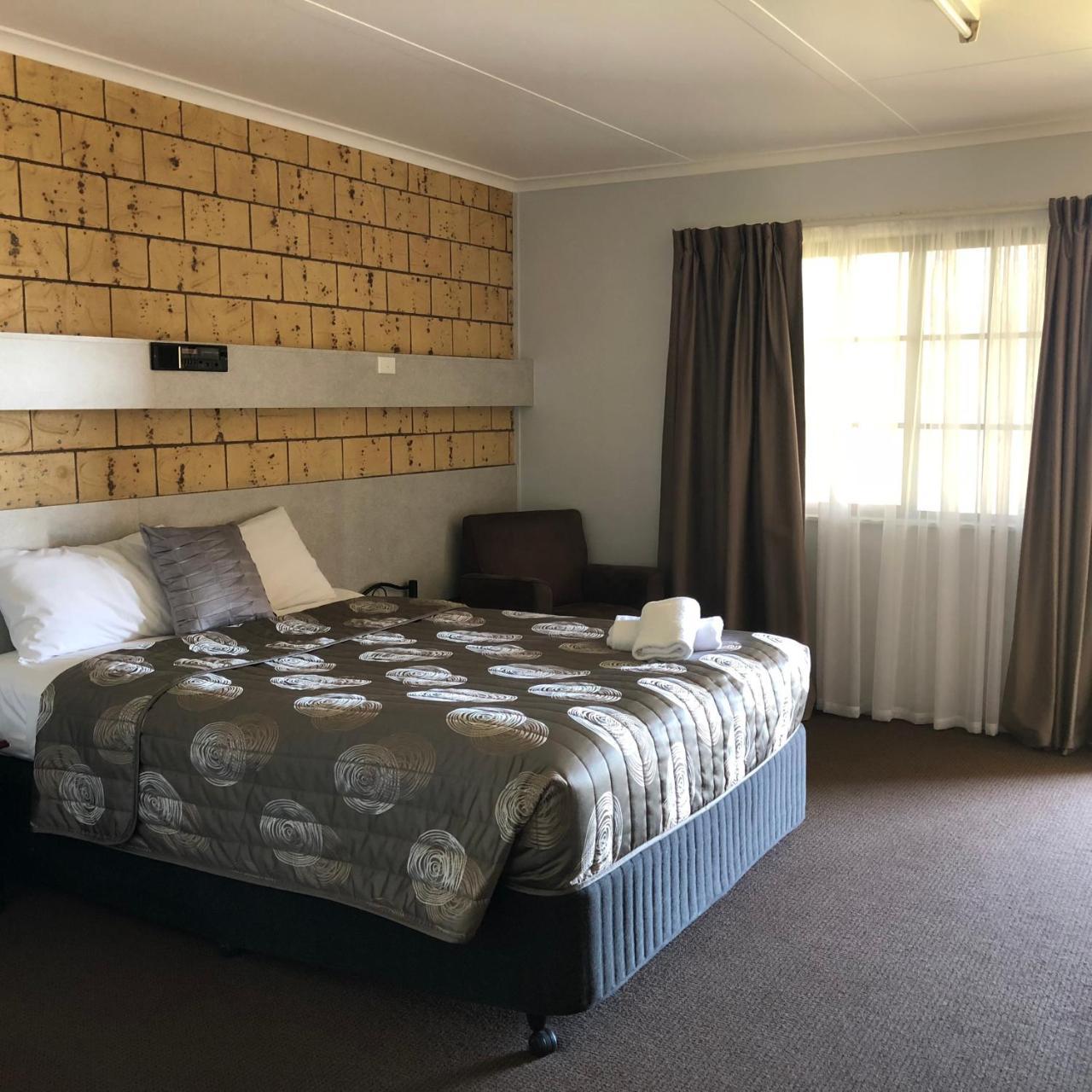 True Blue Motor Inn Rockhampton Eksteriør billede