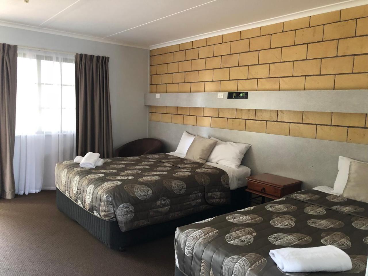 True Blue Motor Inn Rockhampton Eksteriør billede