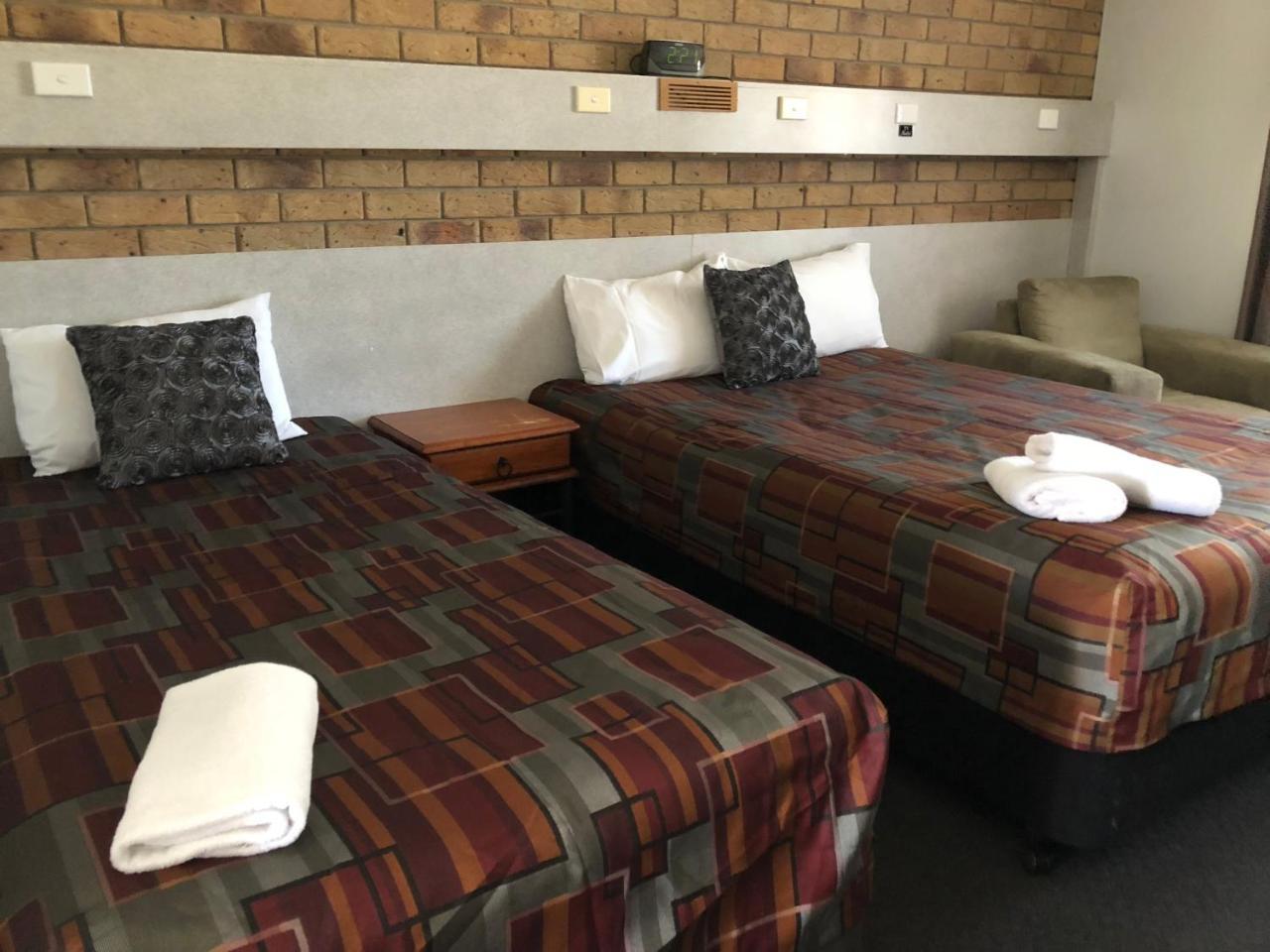 True Blue Motor Inn Rockhampton Eksteriør billede