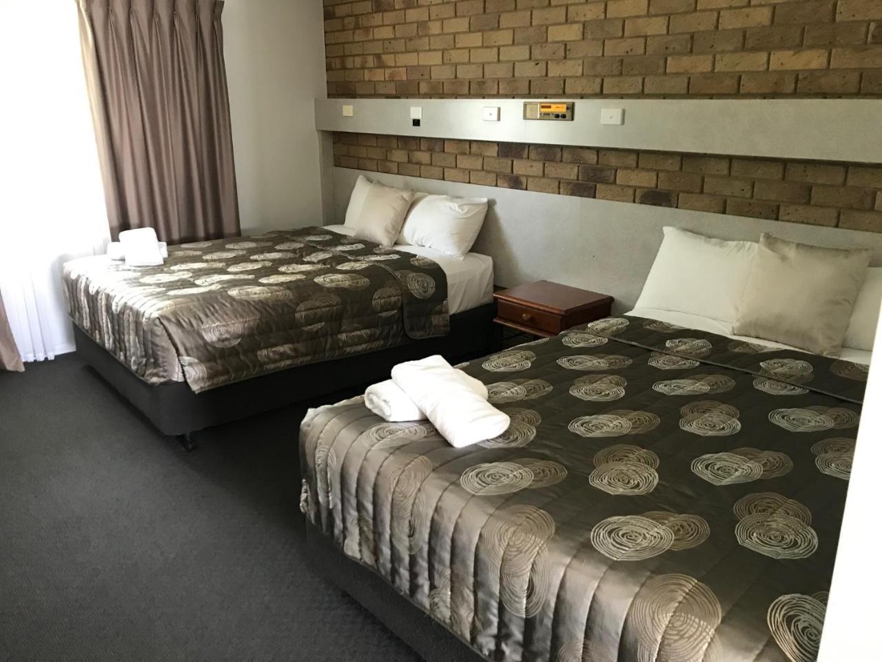 True Blue Motor Inn Rockhampton Eksteriør billede